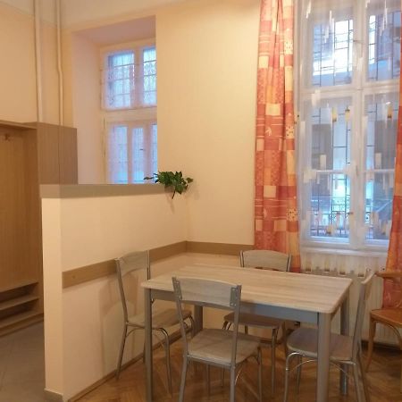 Tempo Courtyard Apartman 布达佩斯 外观 照片