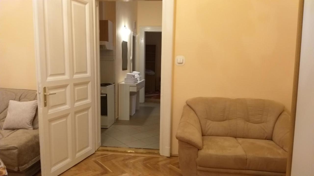 Tempo Courtyard Apartman 布达佩斯 外观 照片
