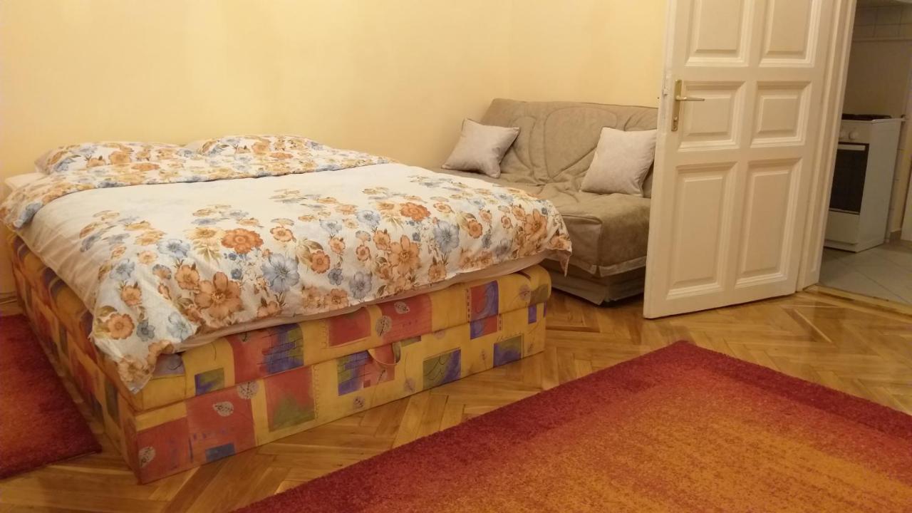 Tempo Courtyard Apartman 布达佩斯 外观 照片