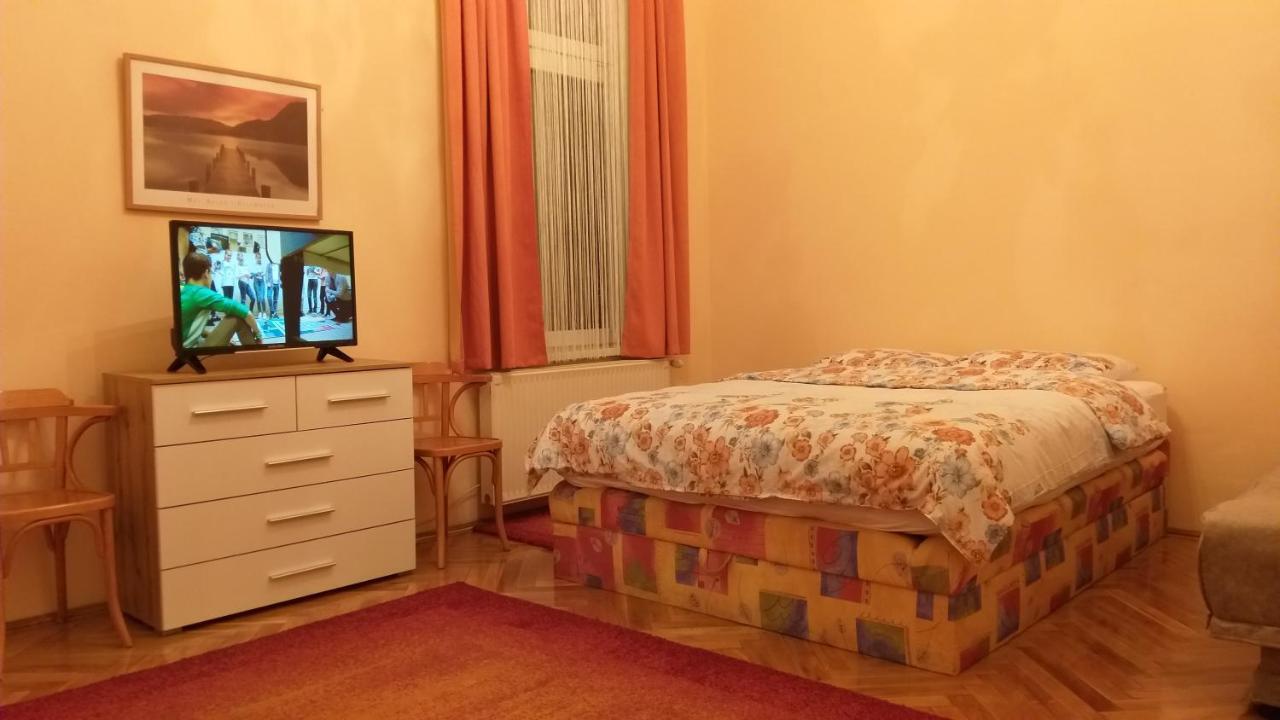 Tempo Courtyard Apartman 布达佩斯 外观 照片
